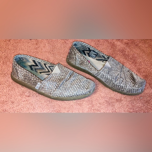 •• SOLD •• - Picture 1 of 3